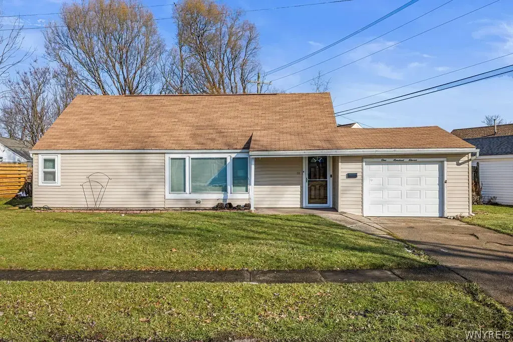 111 Louis Street, Cheektowaga