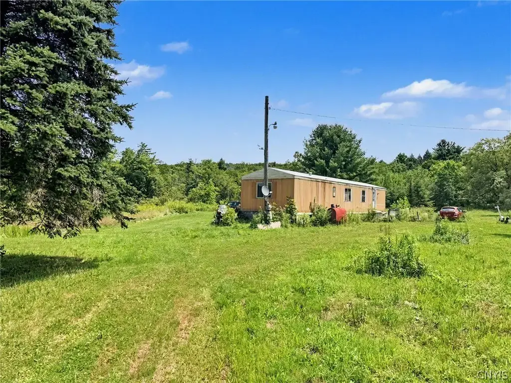 6097 Baldwin Corners Road, Cincinnatus