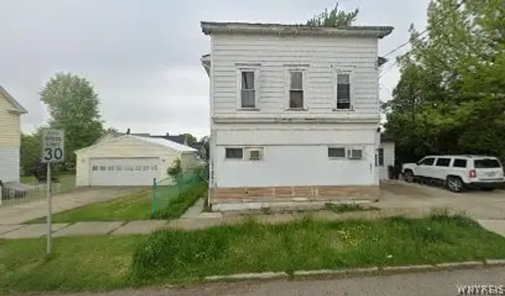 100 E Doughty Street, Dunkirk