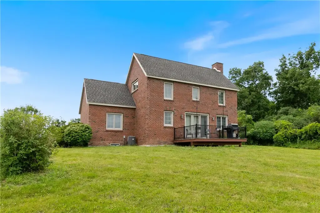440 Armstrong Road, Geneva Town