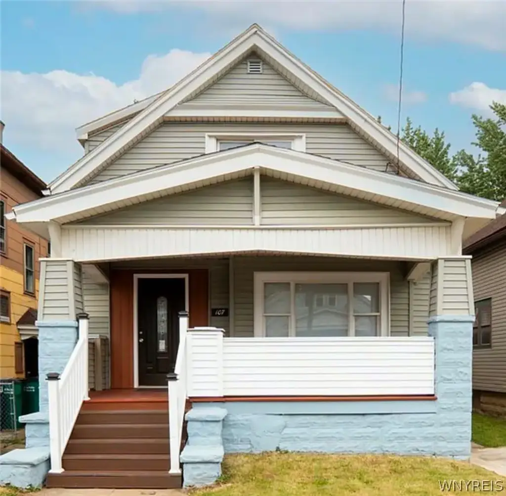 107 Hazelwood Avenue, Buffalo