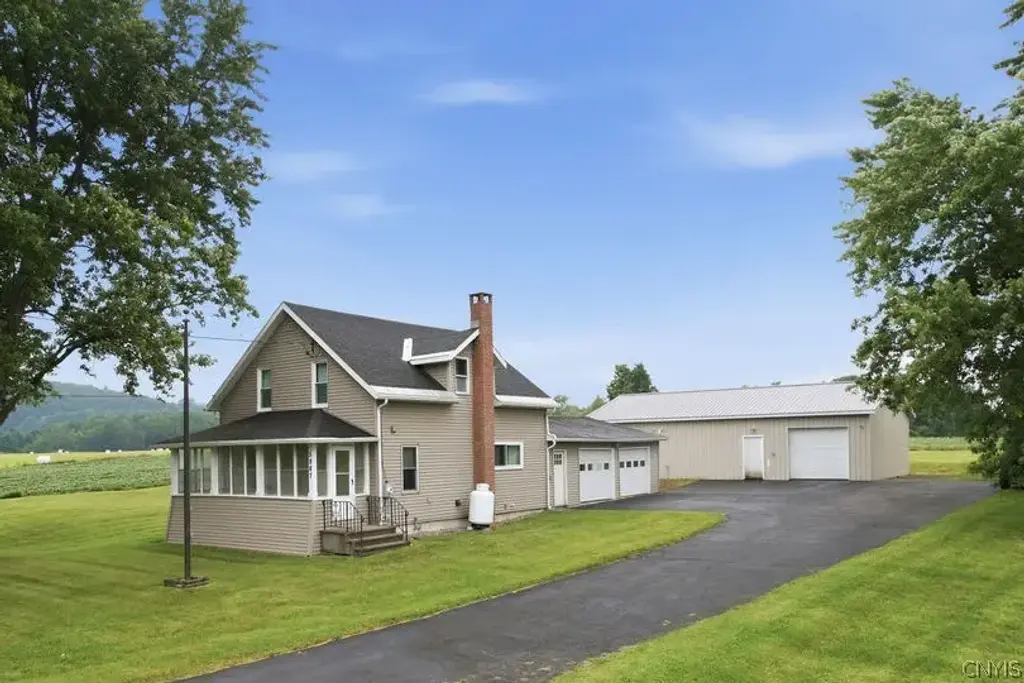 5987 State Route 20, Eaton