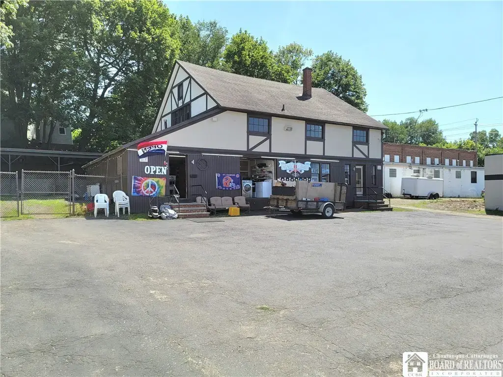 507 W 8th Street, Jamestown