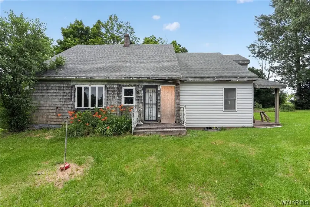 2788 Doolittle Road, Paris