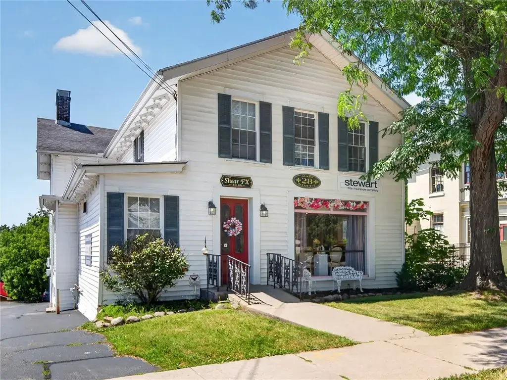28 Main Street, Geneseo