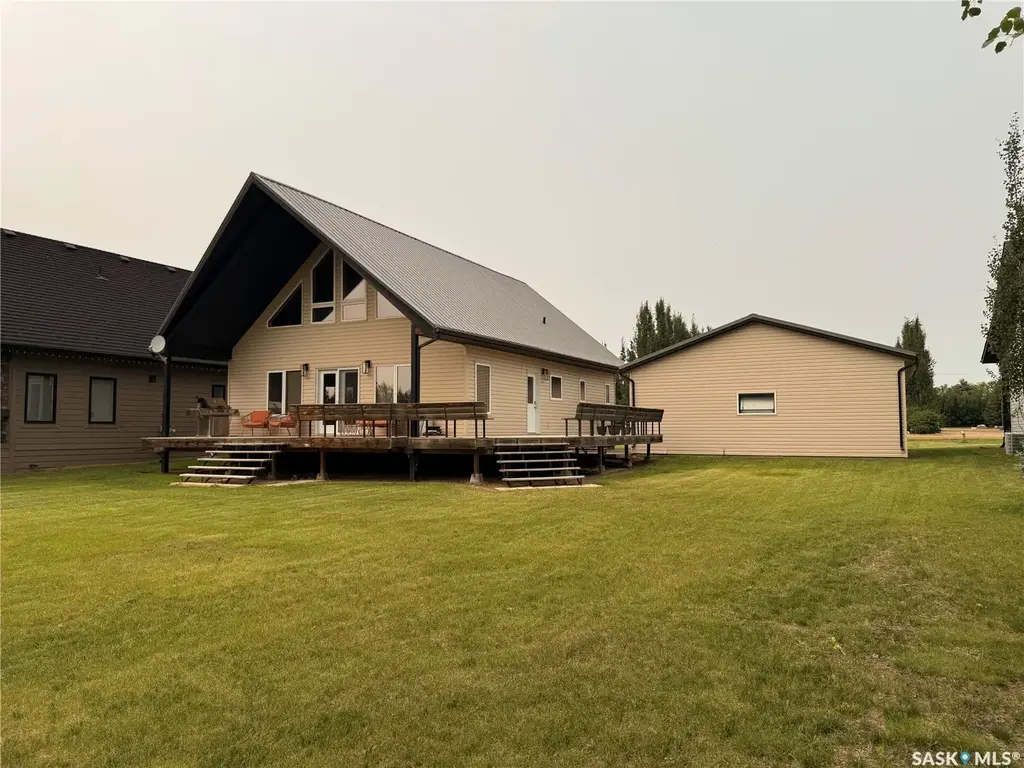 524 Vivian Bay, Coteau Rm No 255