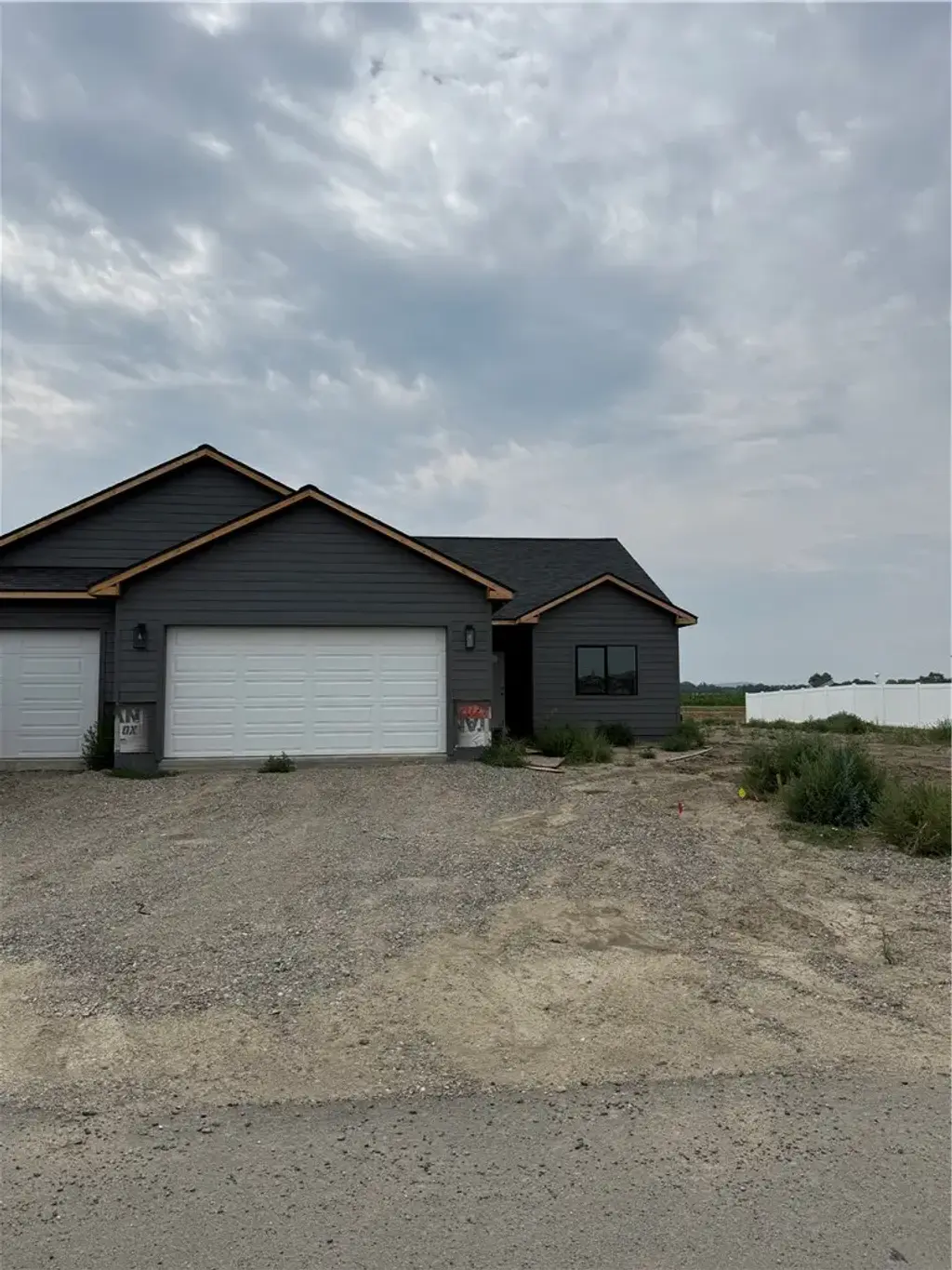 2024 River Bend Road, Billings