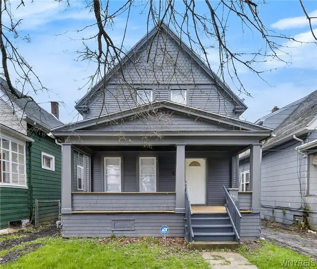 141 Wecker Street, Buffalo