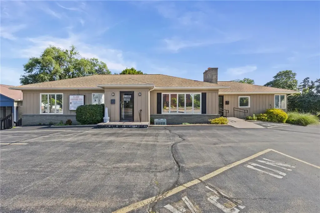 2080 W Ridge Road, Greece