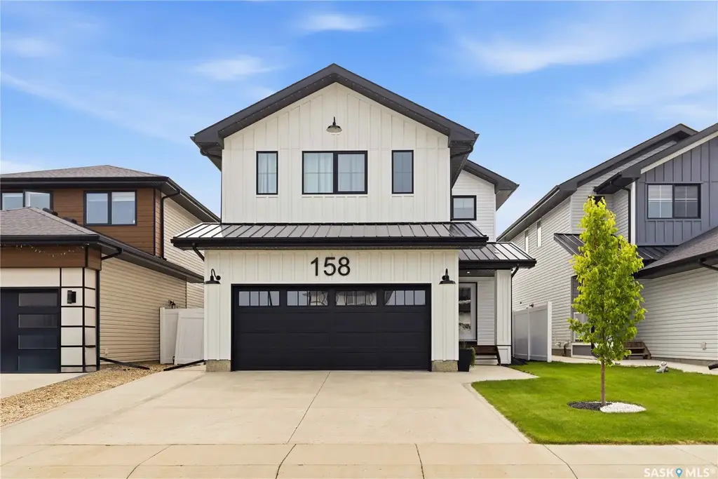 158 Chelsom Bend, Saskatoon