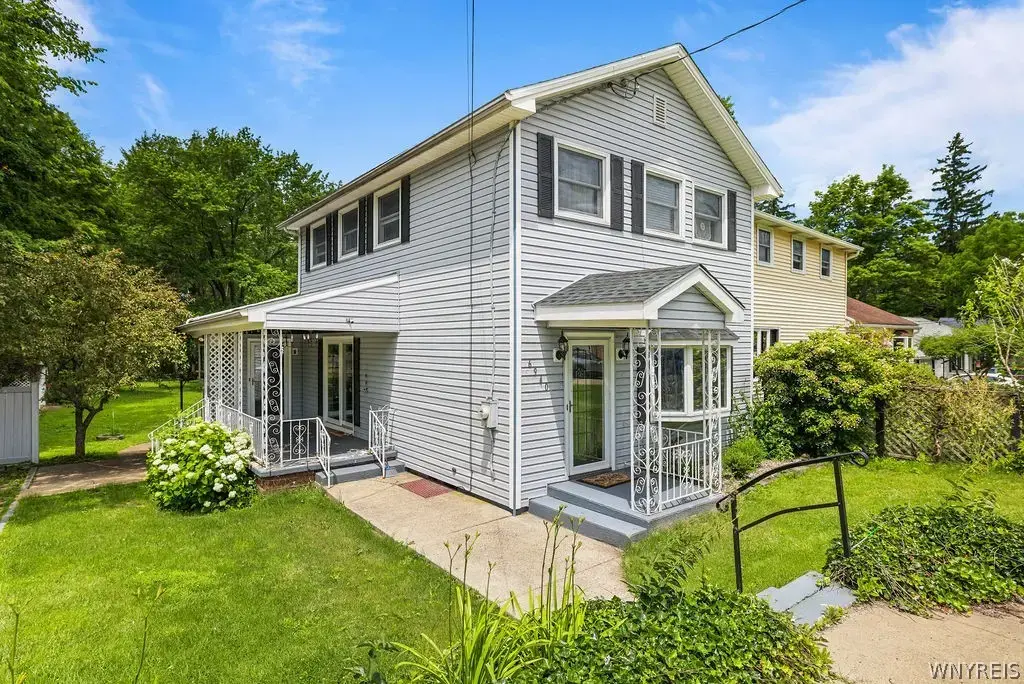 6940 Versailles Road, Evans