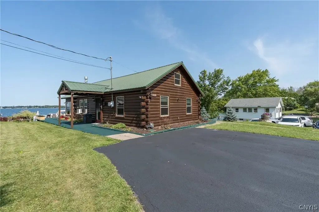 25191 Road 212, Brownville