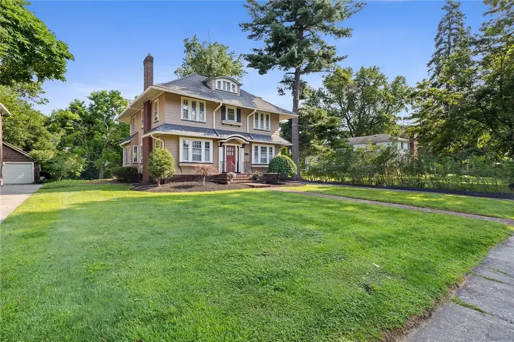 156 Windemere Rd Road, Rochester