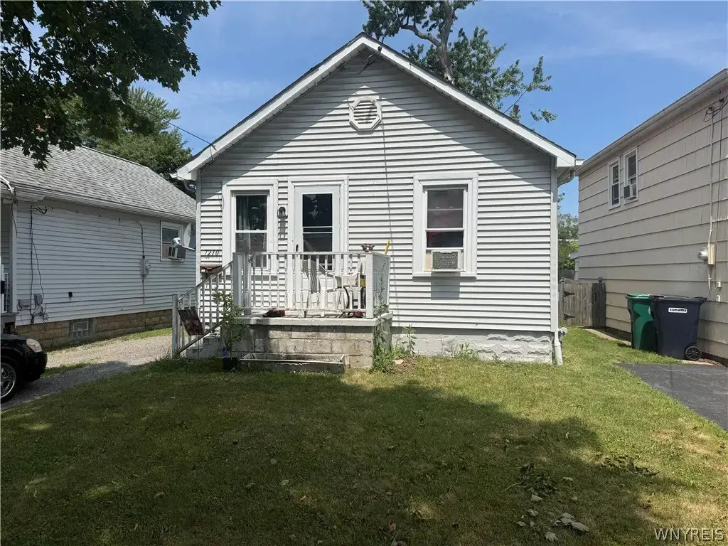 7210 Stephenson Avenue, Niagara Falls