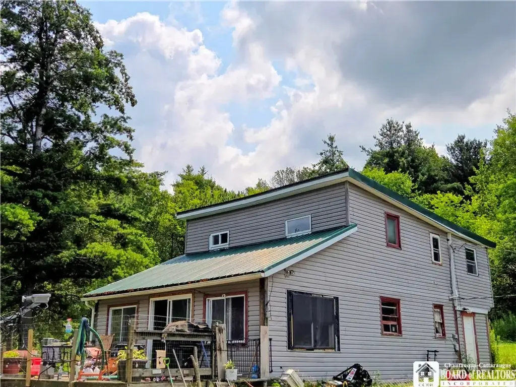 3154 County Road 2, West Almond