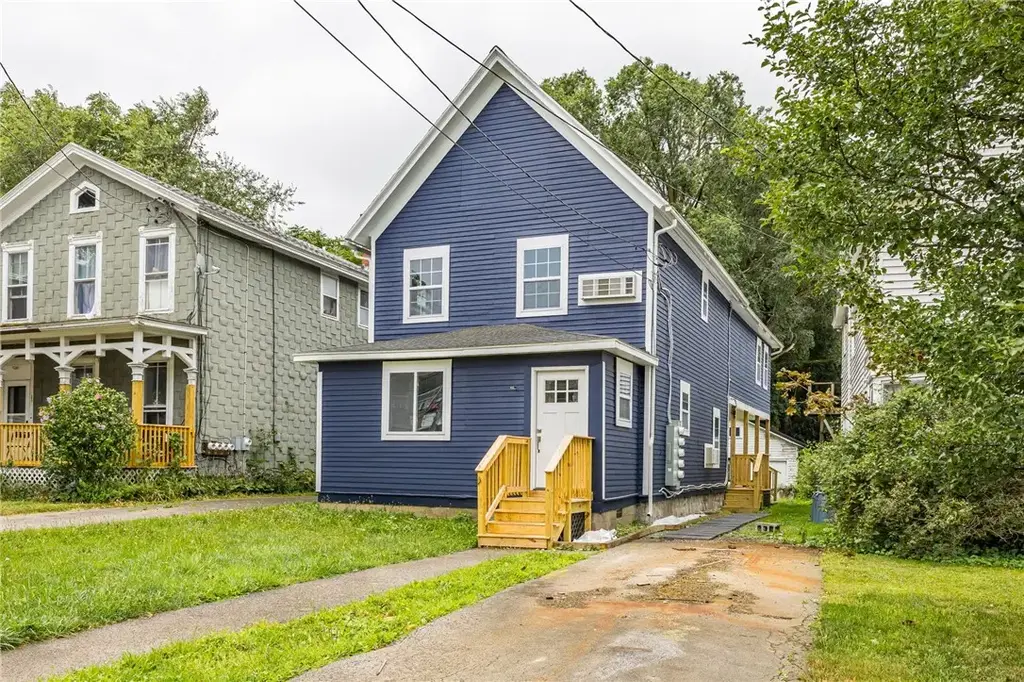 27 W Main (apt 2 ) Street, Sodus