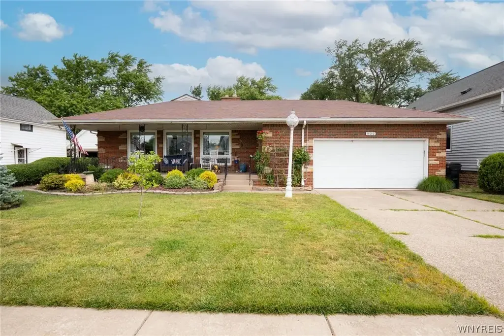 822 Brighton Road, Tonawanda