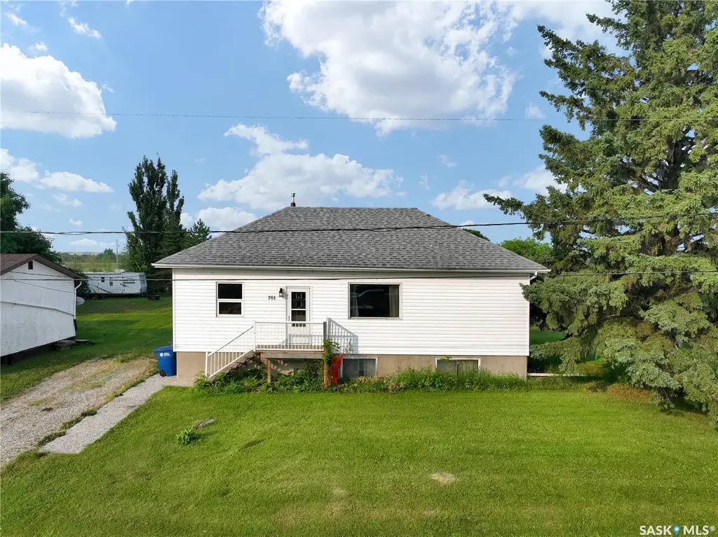 701 3rd Avenue, Spy Hill