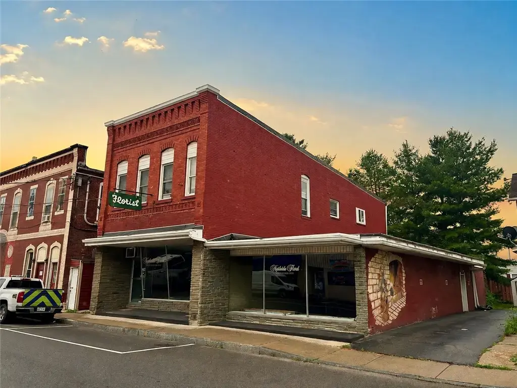 107 Bridge Street, Corning City