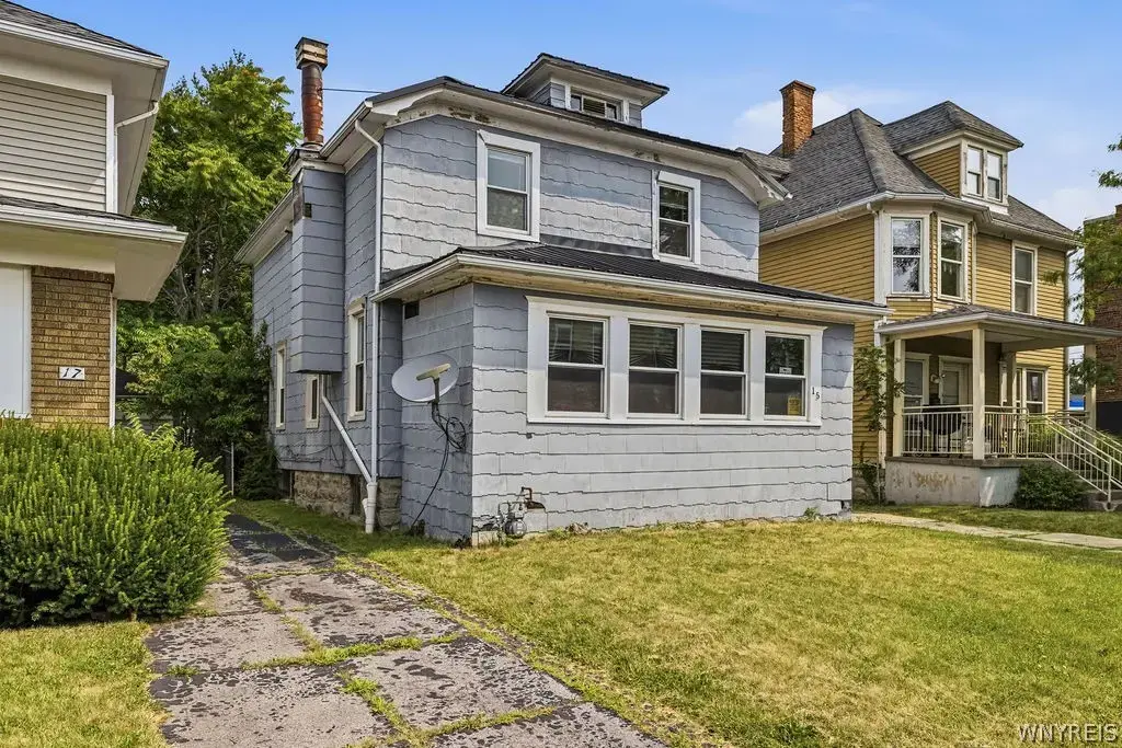 15 W Northrup Place, Buffalo