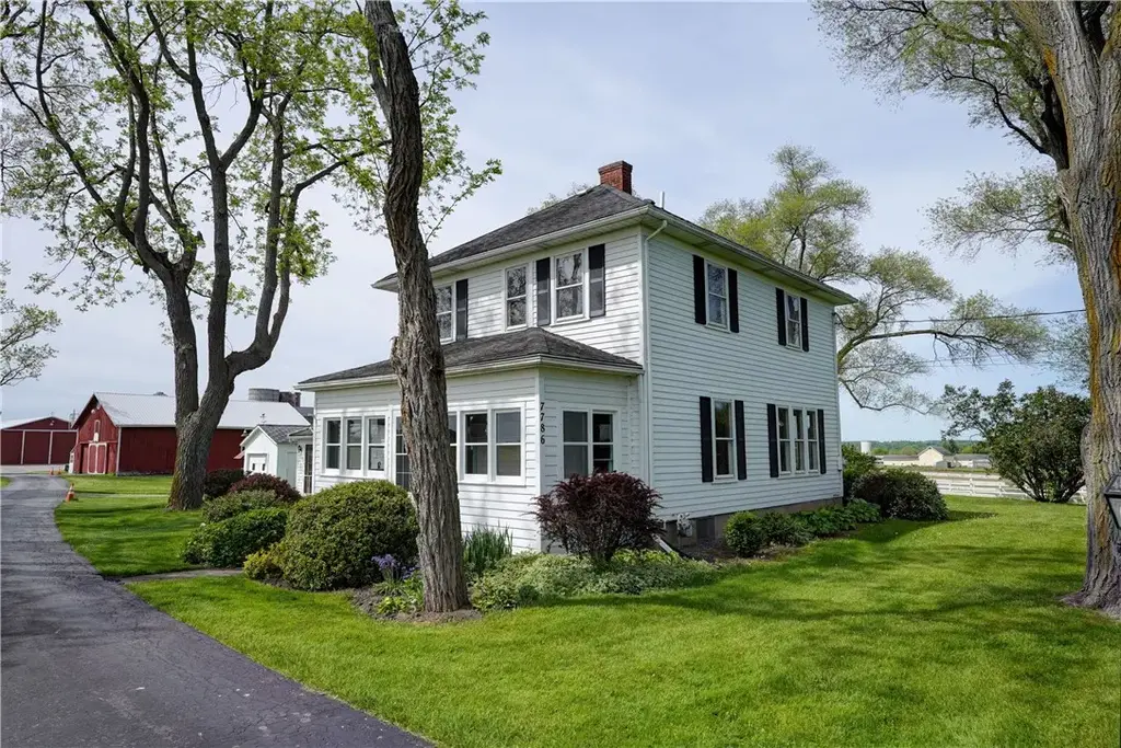 7786 E Main Street, Lima