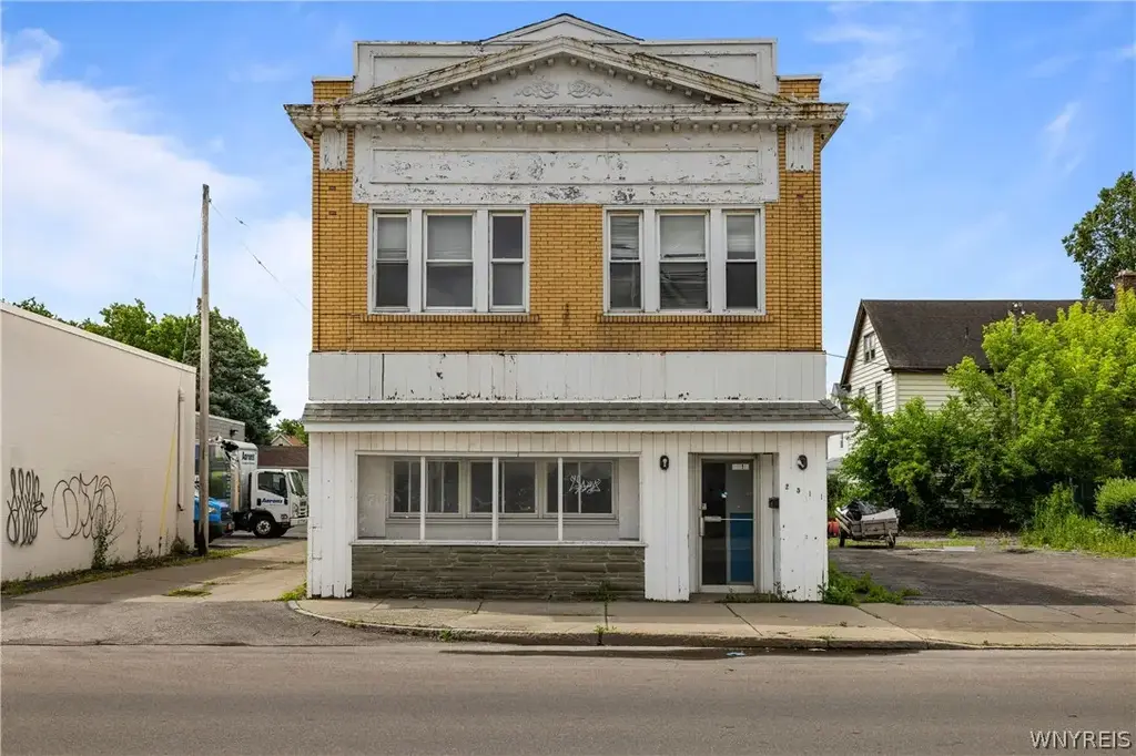 2511 Pine Avenue, Niagara Falls