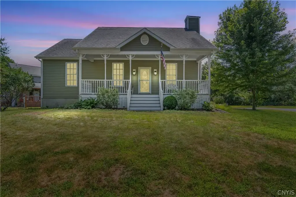 25 Beaver Ln, Sandy Creek
