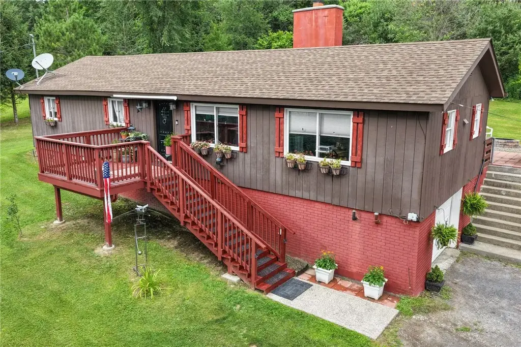 1086 State Route 145, Broome