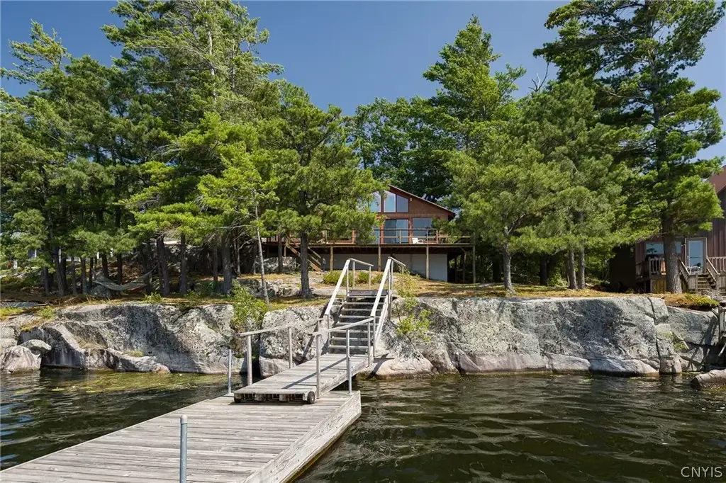 48769 Bamerick Road, Alexandria