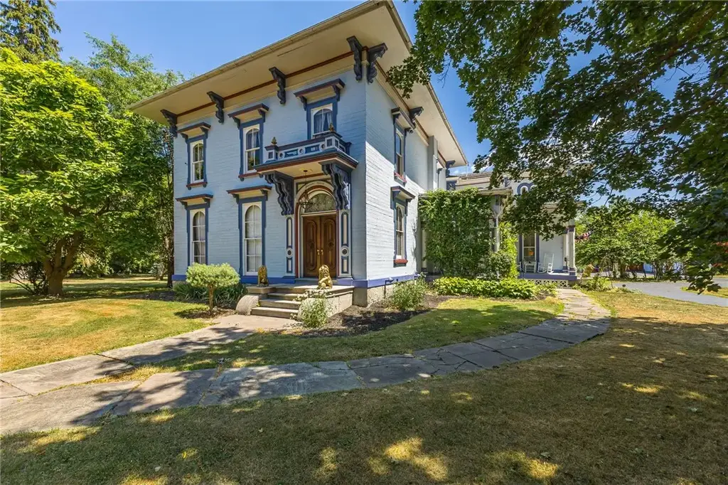 19 N Walnut Street, Nunda