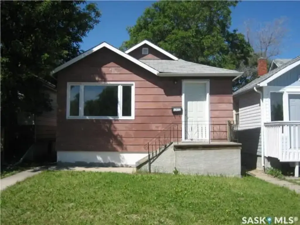 914 Retallack Street, Regina