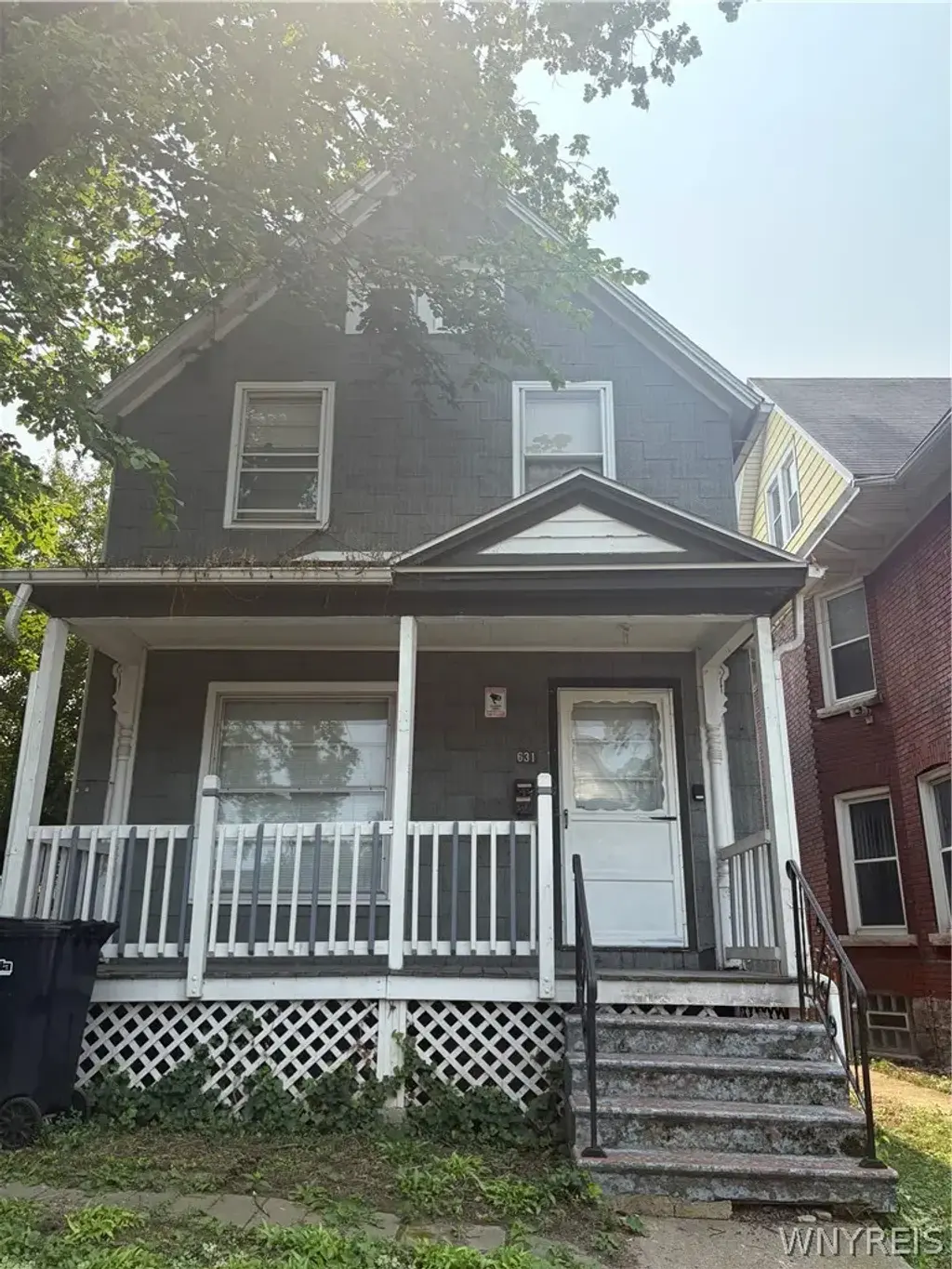 631 Elmwood Avenue # Front Upper, Niagara Falls