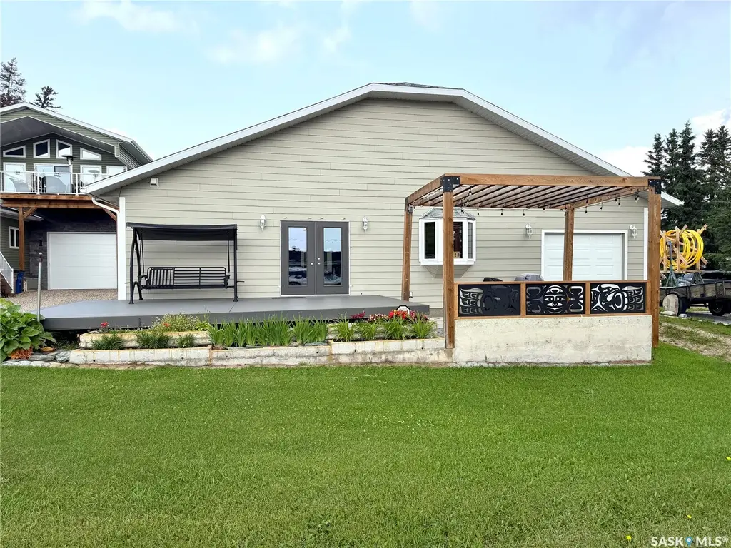 123 Chitek Drive, Chitek Lake