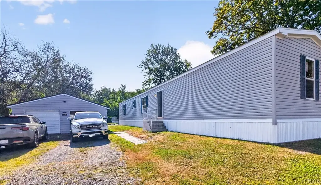 10601 Hulser Road # 211, Deerfield
