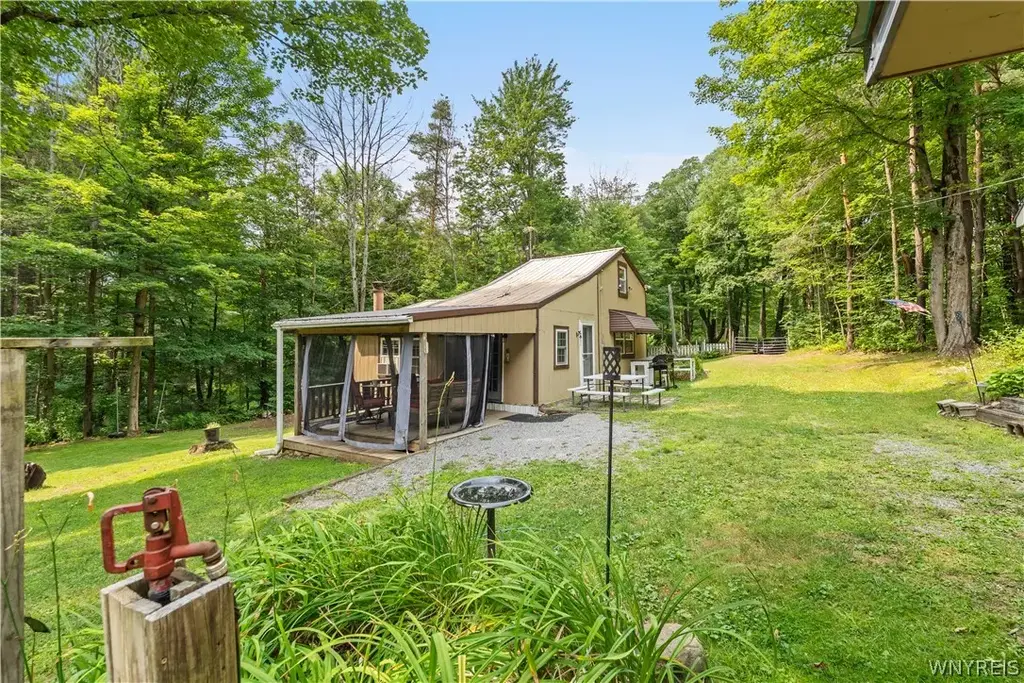 28 Treehaven Road, Wethersfield