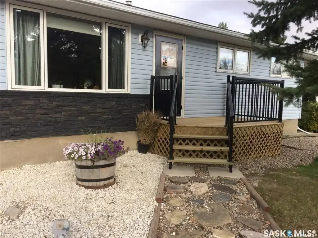 836 Peters Avenue, Oxbow