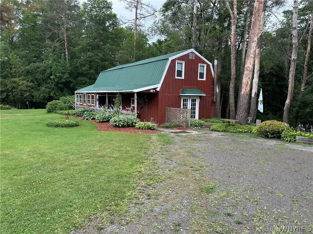 2326 Snyder Road, Orangeville