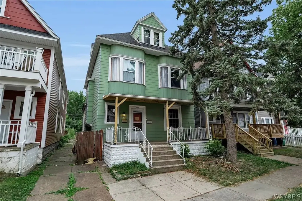 235 Potomac Ave (upper), Buffalo