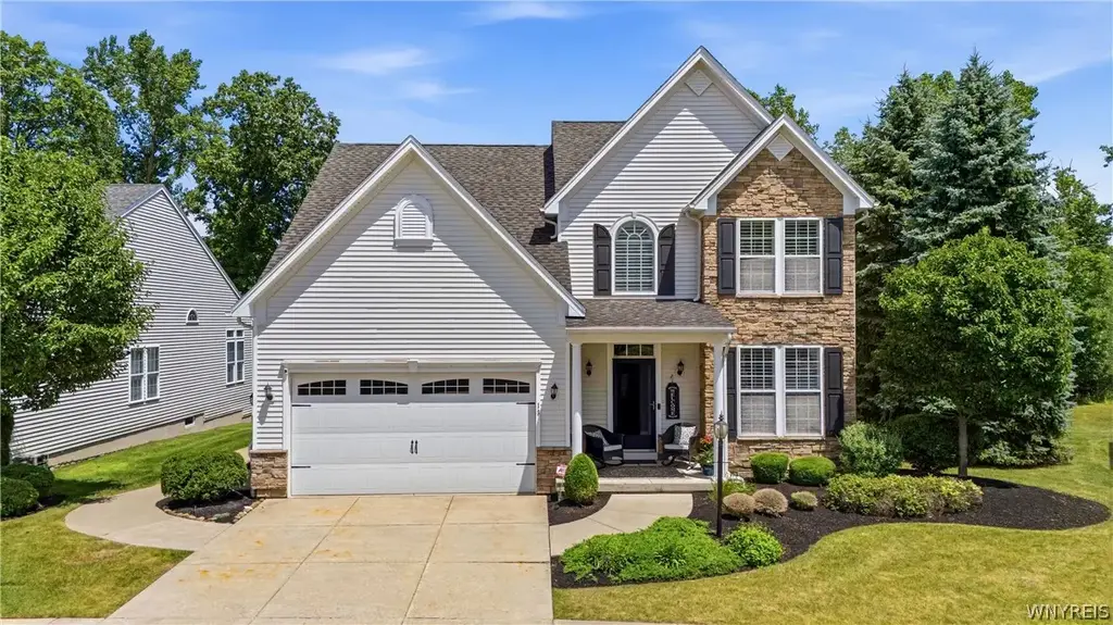 13 Greenside Drive, Grand Island