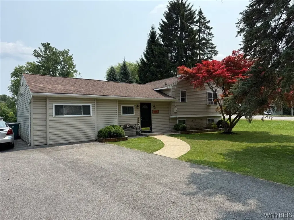 1721 Sweeney Street, North Tonawanda