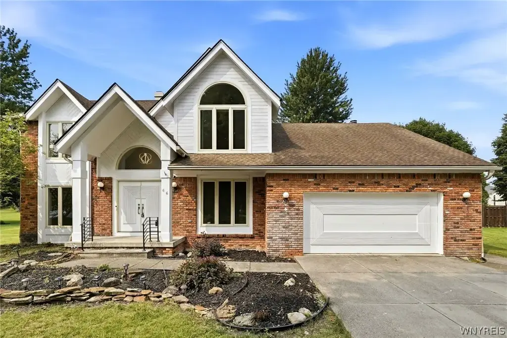 66 Windsong Court, Amherst