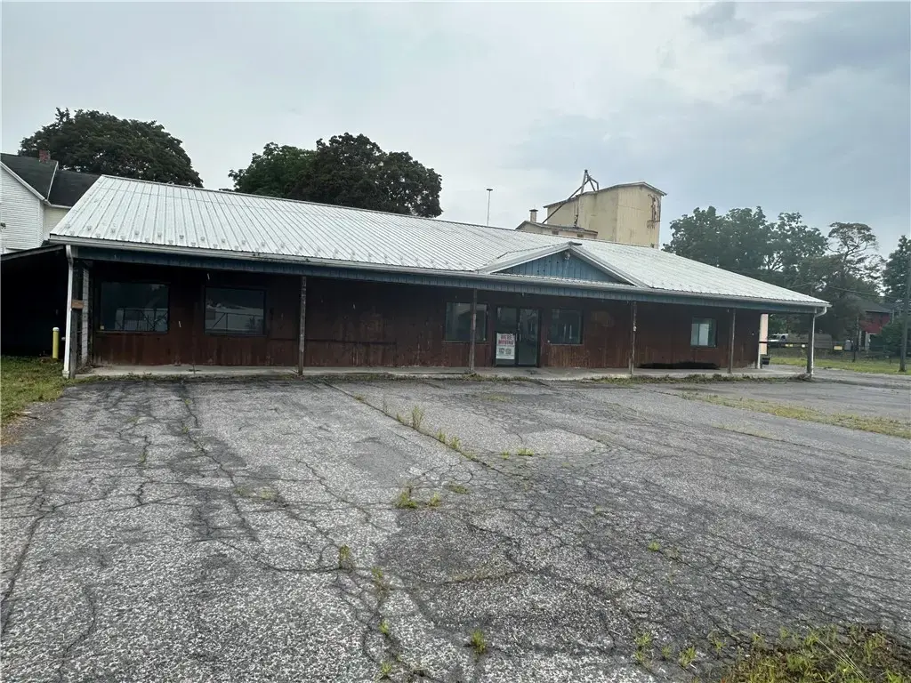 115 North Exchange Street, Geneva City
