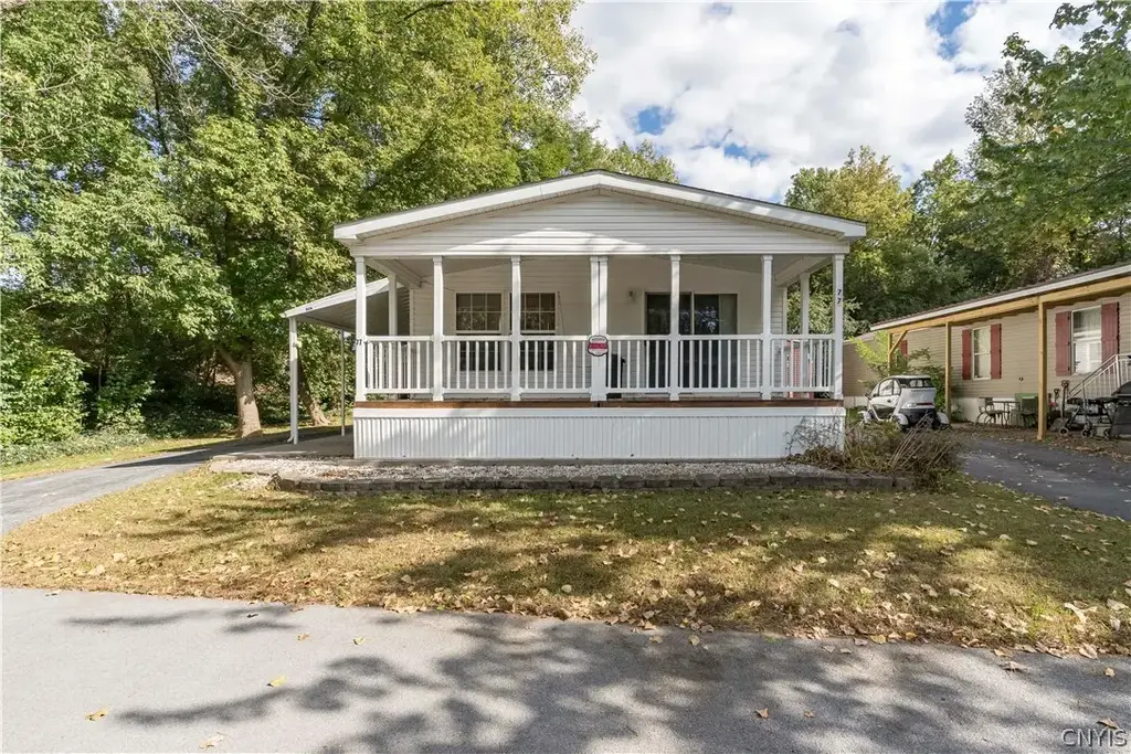 933 Leray#77 Street, Watertown City