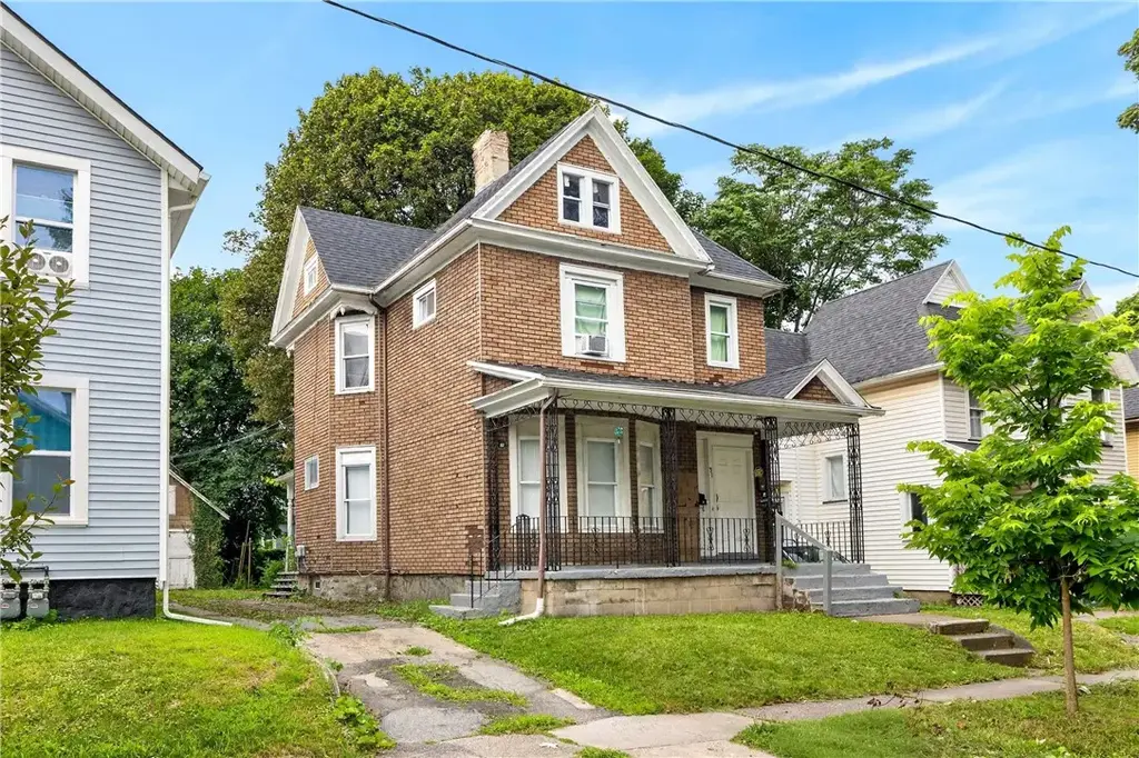 31 Locust Street, Rochester