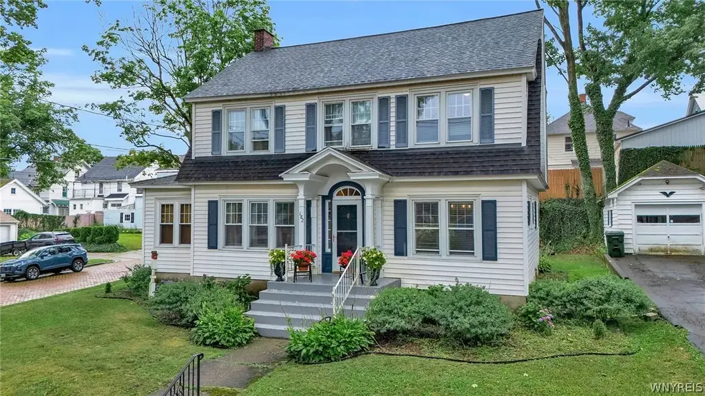 182 Euclid Avenue, Jamestown