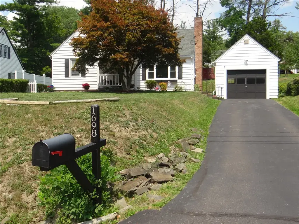 1698 Kiwanis Road, Elmira