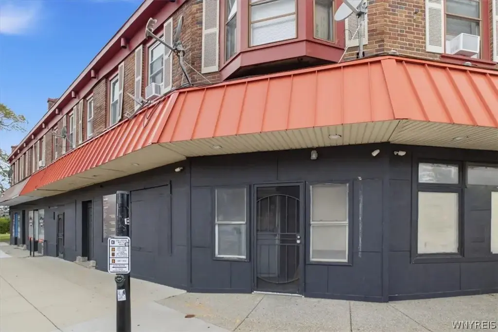 3172 Main Street, Buffalo