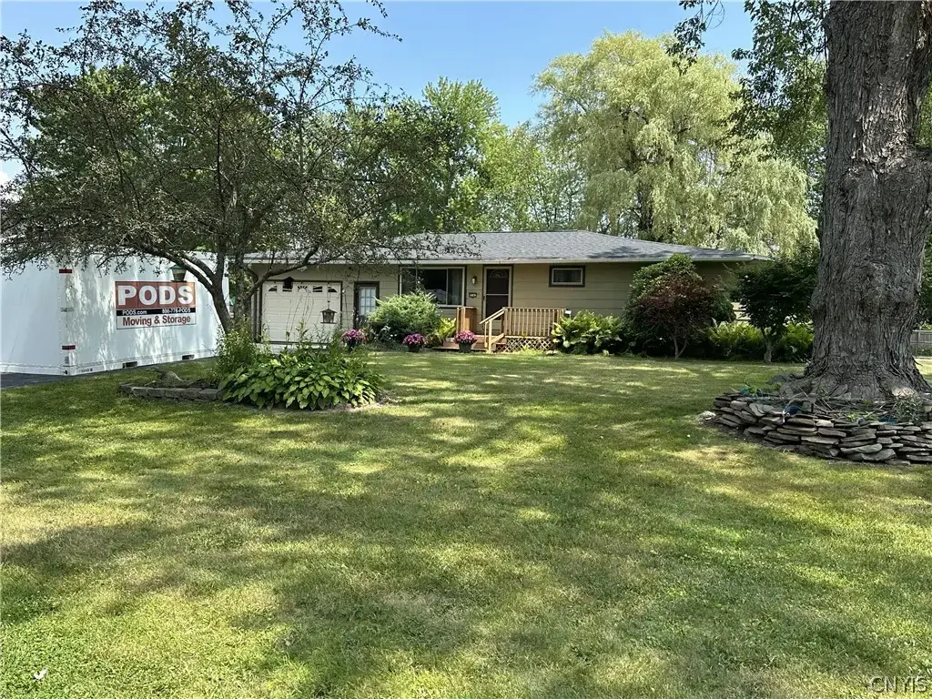 8542 Belnor Drive, Cicero