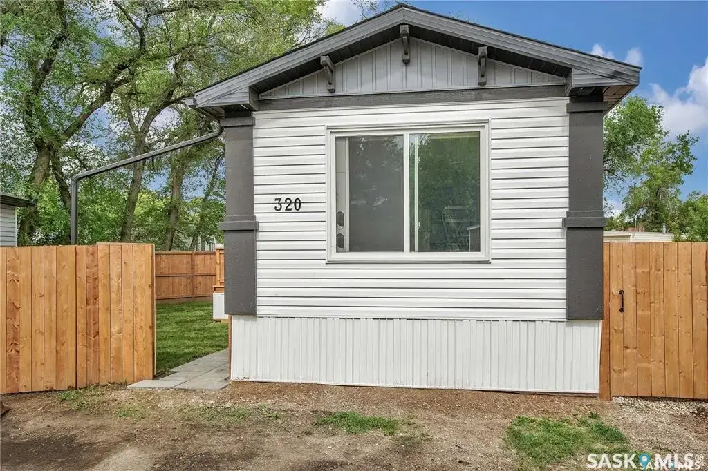 1524 Rayner Avenue 320, Saskatoon