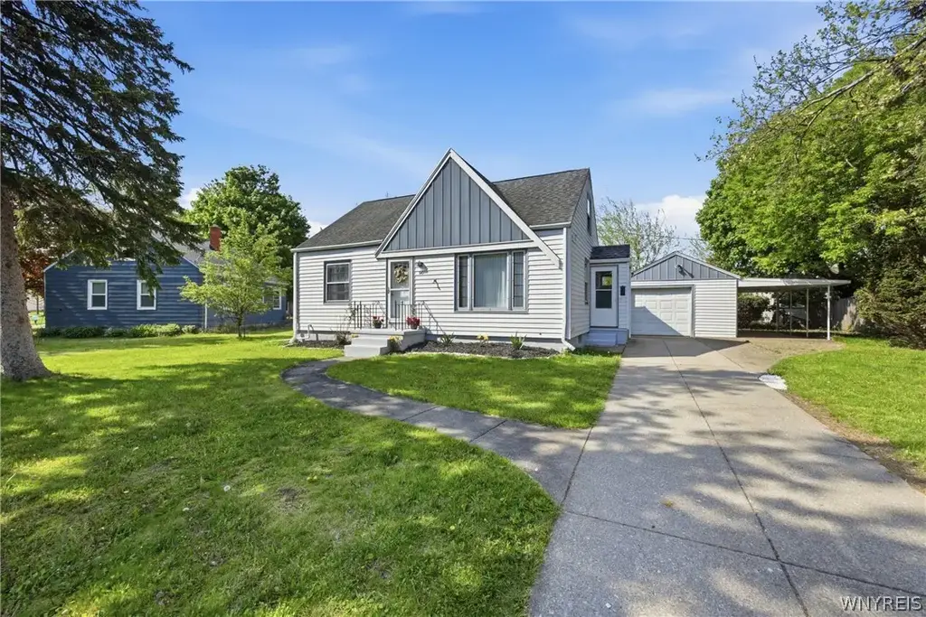 96 Mayfield Avenue, Tonawanda